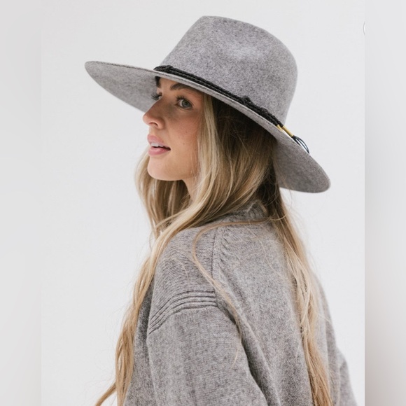 NWOT Women’s Gigi PIP Scottie Hat in Grey 100% Wool Size 55/XS - Picture 8 of 13